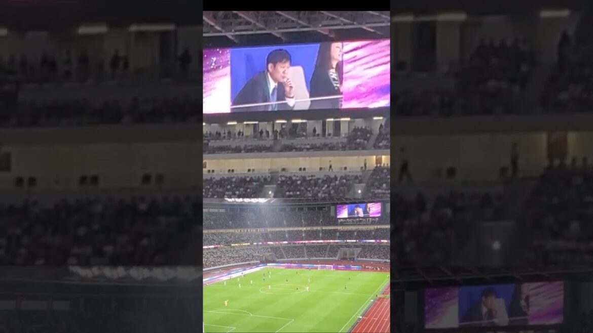 Vissel Kobe x Barcelona are eliminated from the Japanese national team. When Osako, who is in excellent form, enters the match, Director Moriyasu appears on the big screen and the audience is excited #Barcelona #Yuya Osako #Moriho Japan