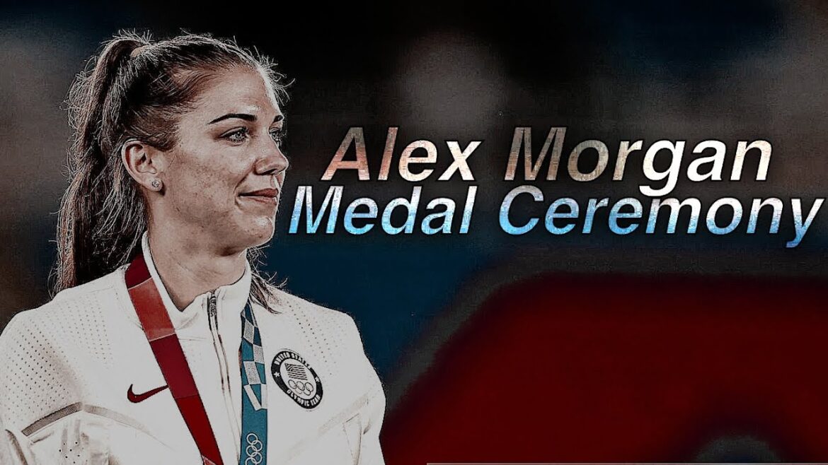 Alex Morgan - Tokyo 2020 Medal Ceremony🥺