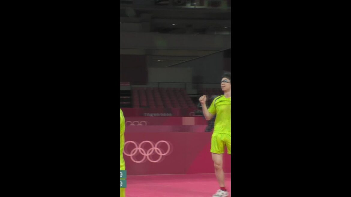 Back and forth 😮 #shorts