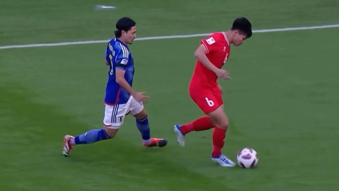 This is what happens when Takumi Minamino gets serious against Vietnam This is what happens when Takumi Minamino gets serious against Vietnam