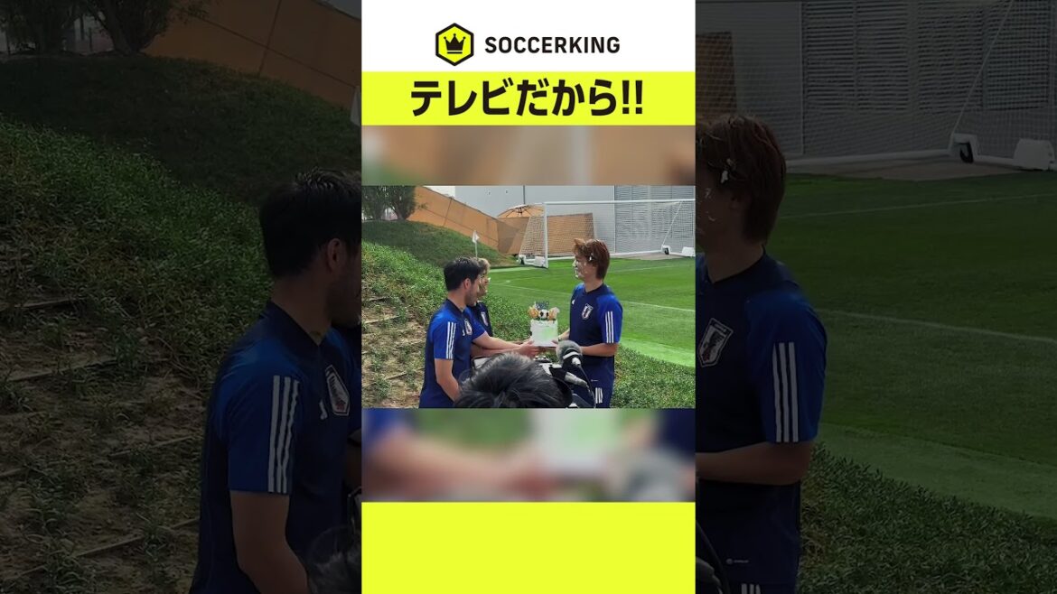 “Because it’s TV!!” Takefusa Kubo & Yuse Sugawara congratulate Kou Itakura on his 27th birthday 🎂 #SAMURAIBLUE