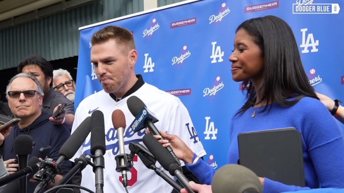 2024 DodgerFest: Freddie Freeman jokes about Shohei Ohtani’s Toronto flight, talks Dodgers season 2024 DodgerFest: Freddie Freeman jokes about Shohei Ohtani's Toronto flight, talks Dodgers season
