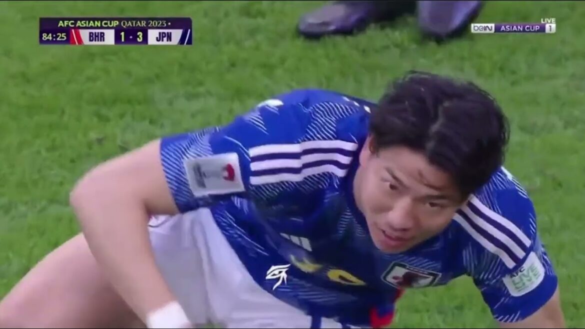 3 consecutive shots of Takuma Asano sleeping 3 consecutive shots of Takuma Asano sleeping