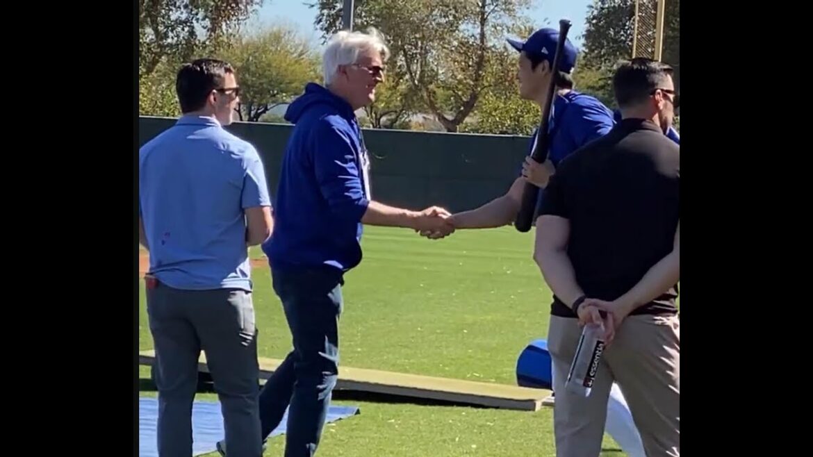 Exclusive video of Shohei Ohtani speaking in English with Dodgers CEO Mark Walter