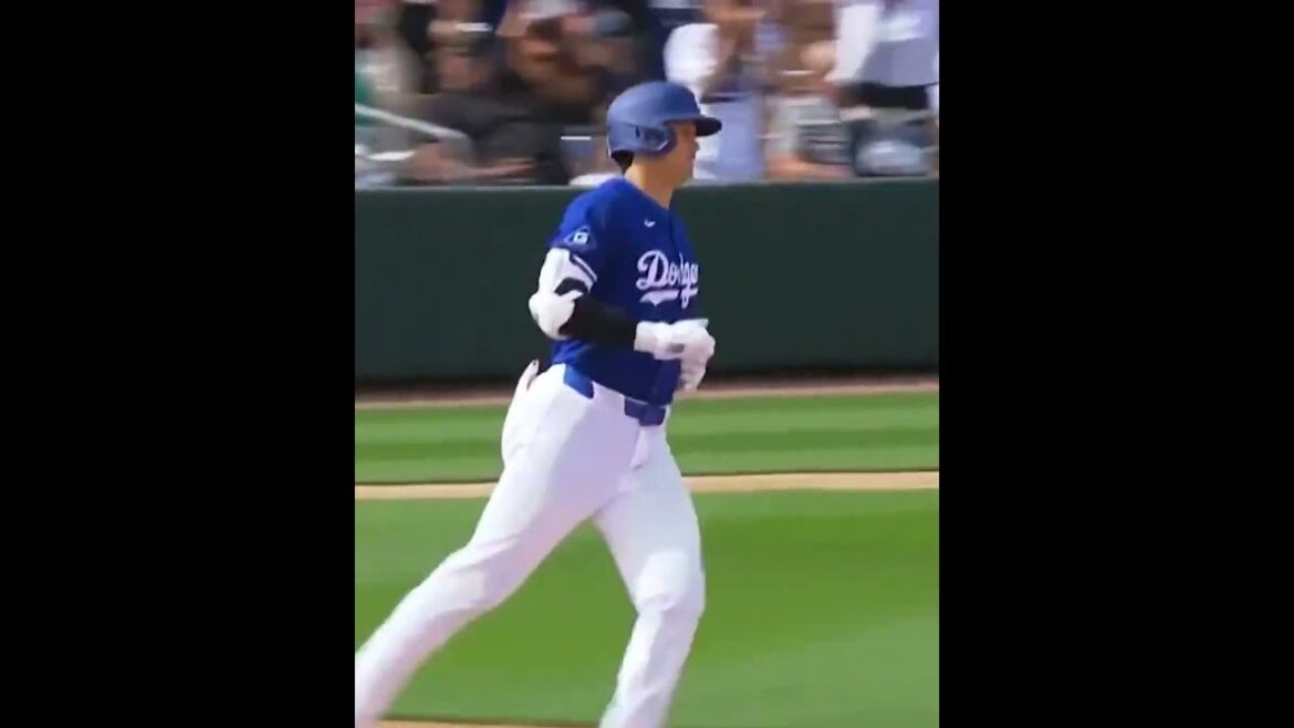 SHOHEI OHTANI GOES YARD IN DODGERS DEBUT 🔥 (via @mlb/IG)