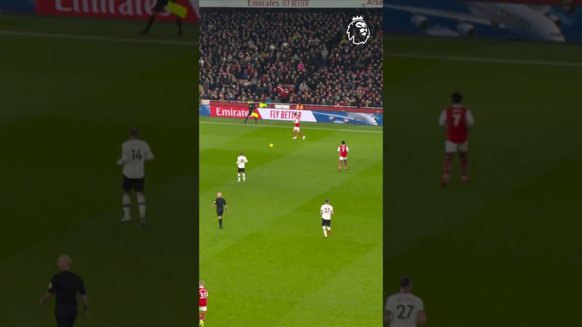 Tomiyasu assists, Saka scores! Tomiyasu assists, Saka scores!