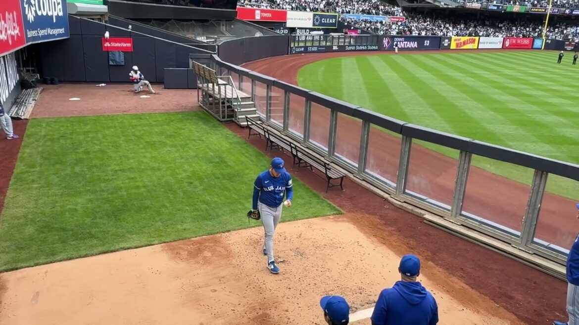 Yusei Kikuchi #16 Bullpen 2024 Toronto Blue Jays vs Yankees @Yankee Stadium