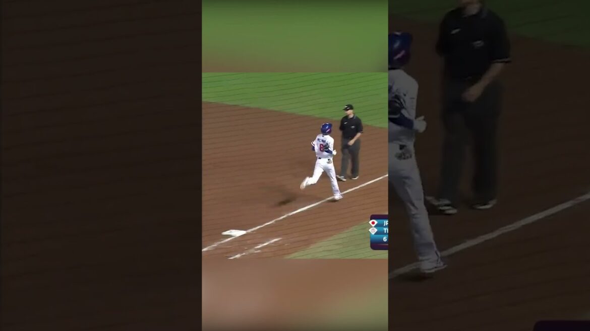 🇯🇵⚾ Ryohsuke Kikuchi classy play at the 2019 Premier12