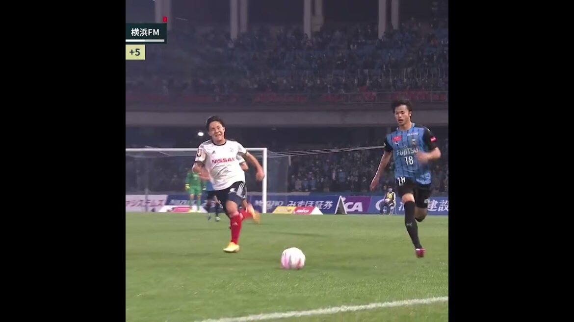 [Propulsion]Kaoru Mitoma Dribble collection that carries forward (cutout)