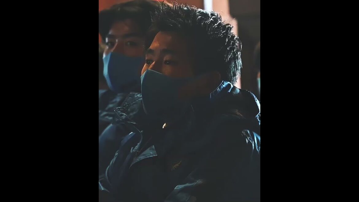 Kawasaki Frontale players and staff held the annual prayer for victory at Kawasaki Daishi.  We made a vow for the new season in front of the club-colored Daruma doll with the words ``Recapturing the Championship'' written on it.  #Shorts