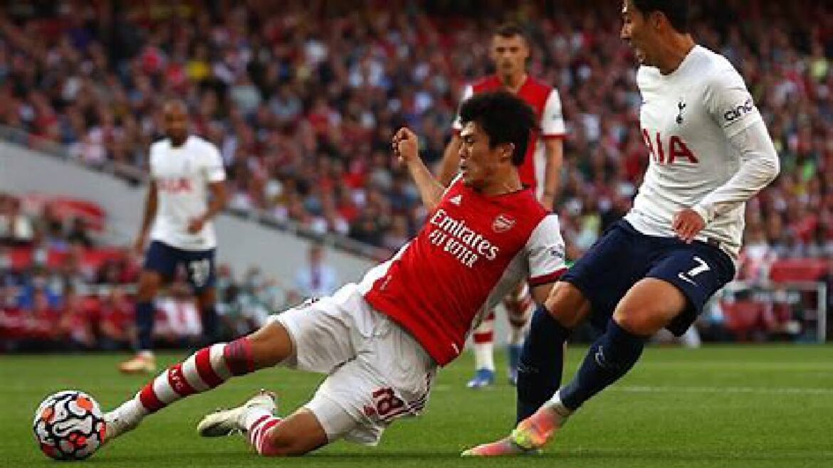 Tomiyasu defensive play collection