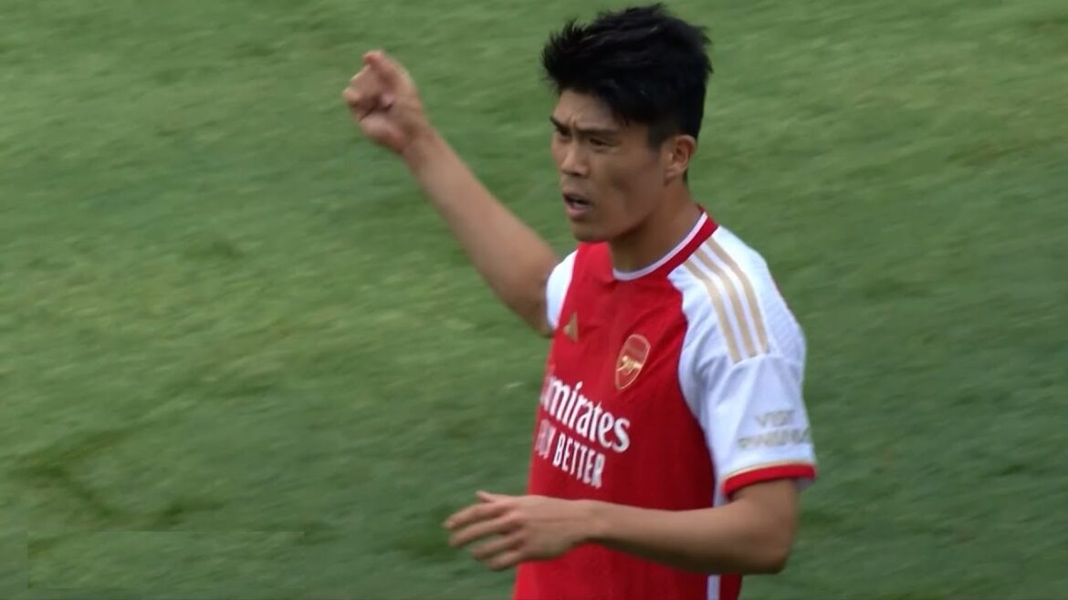 This is what happens when Takehiro Tomiyasu gets serious against Everton