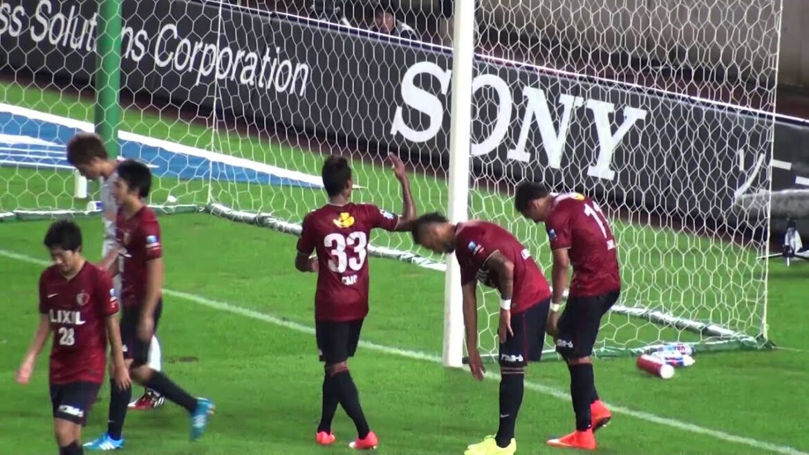 2014 J1 League Round 18 Kashima 5-1 Hiroshima, Gaku Shibasaki's sliding goal