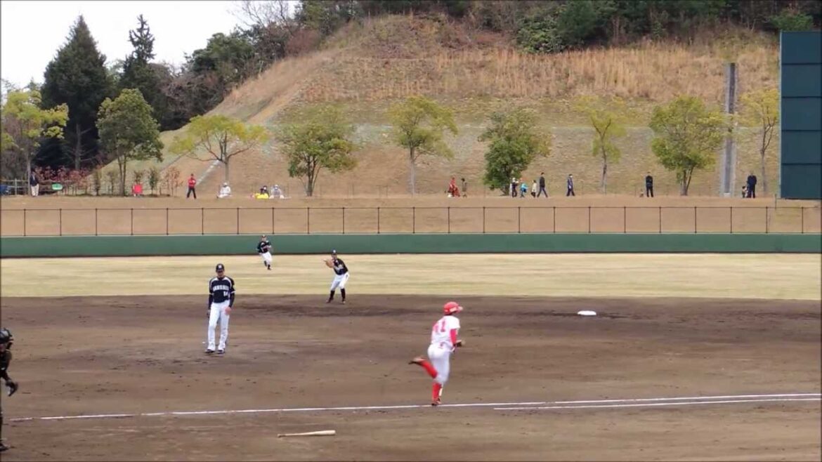 2013/3/26@Yu Training Ground Carp 2nd draft pick rookie Seiya Suzuki’s first professional hit 2013/3/26@Yu Training Ground Carp 2nd draft pick rookie Seiya Suzuki's first professional hit