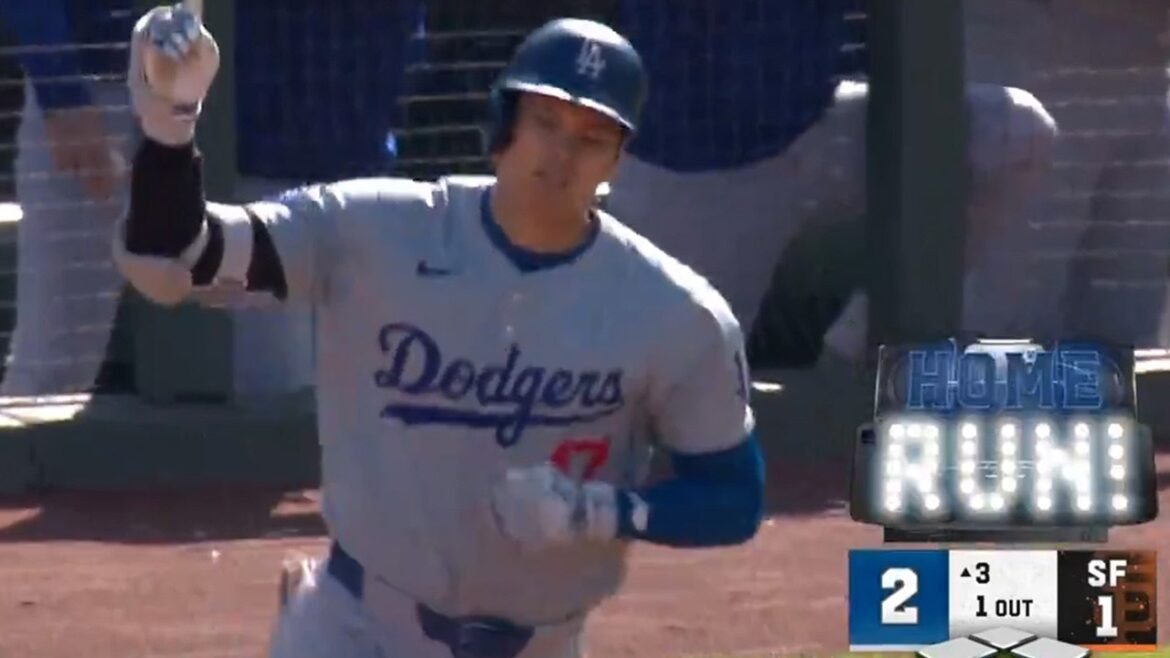 Shohei Ohtani BLASTS home run number 26 over the wall vs. Padres ๐ | ESPN MLB Shohei Ohtani BLASTS home run number 26 over the wall vs. Padres ๐ | ESPN MLB