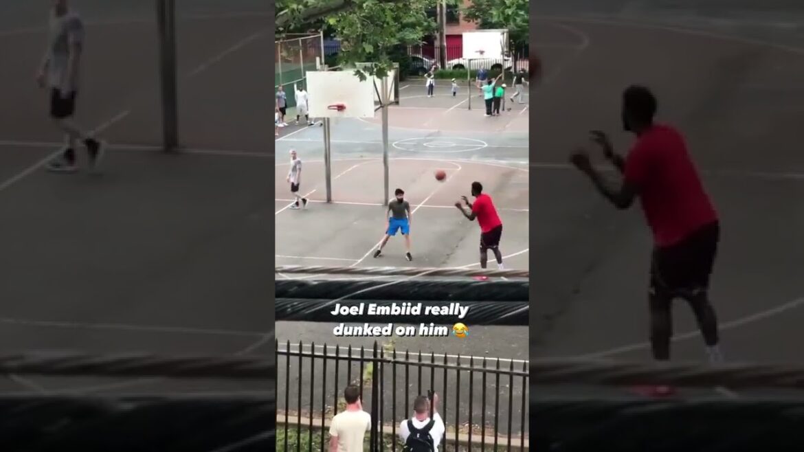 The time when Joel Embiid played pickup and windmill dunked on a random guy at the park 😂 The time when Joel Embiid played pickup and windmill dunked on a random guy at the park 😂