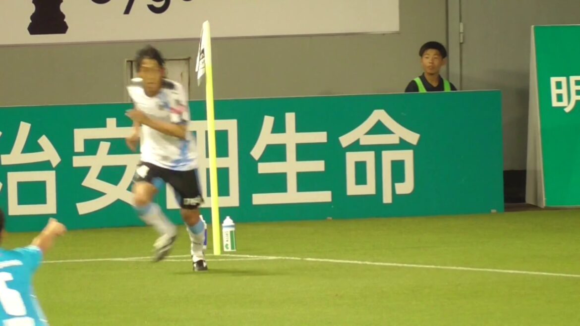 Sagan Tosu 2-1 with a goal from Shogo Taniguchi #Kawasaki Frontale