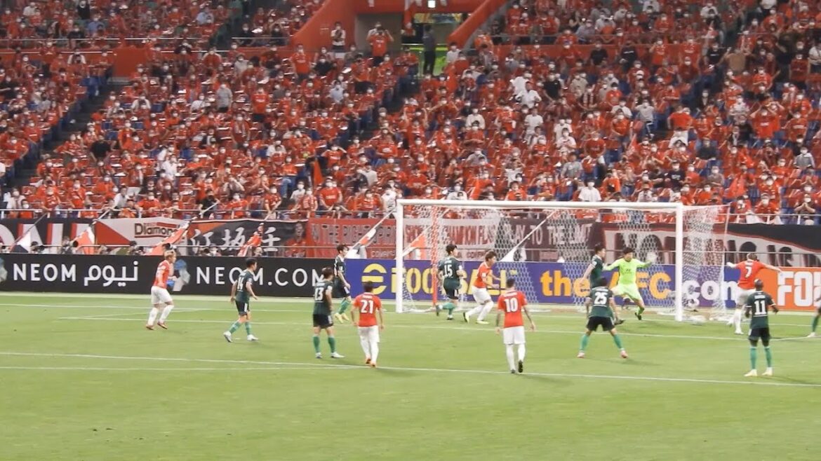 August 25, 2022 ACL Semi-final Urawa Reds vs Jeonbuk Hyundai Junker scores a dramatic equalizer after a spectacular tackle from Sakai!