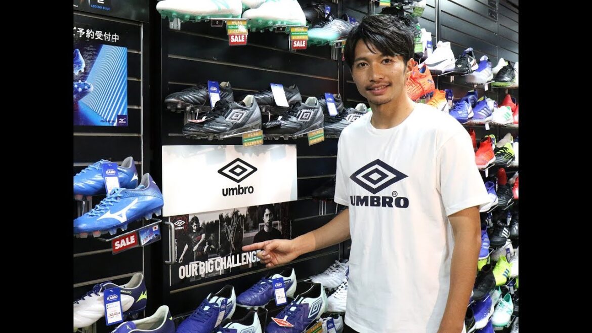 Gaku Shibasaki visits the Soccer Shop KAMO Shibuya store!