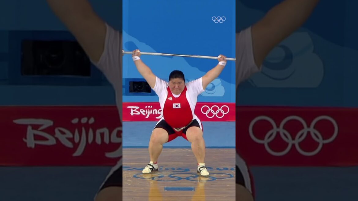 Jang Mi-ran, who wrote a new history in Korean weightlifting, and Kim Soo-hyun of ‘Don’t Give Up’ ποΈββοΈπ°π· Jang Mi-ran, who wrote a new history in Korean weightlifting, and Kim Soo-hyun of 'Don't Give Up' ποΈββοΈπ°π·