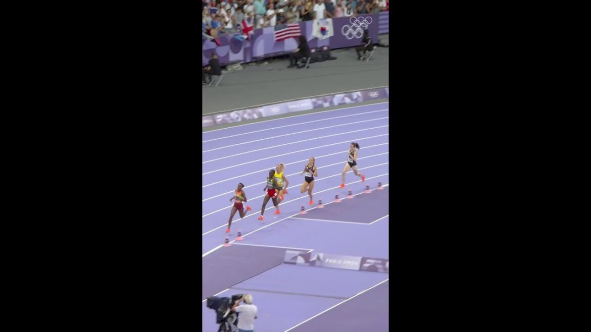 Faith Kipyegon breaks her own Olympic Record! 🇰🇪 #Paris2024