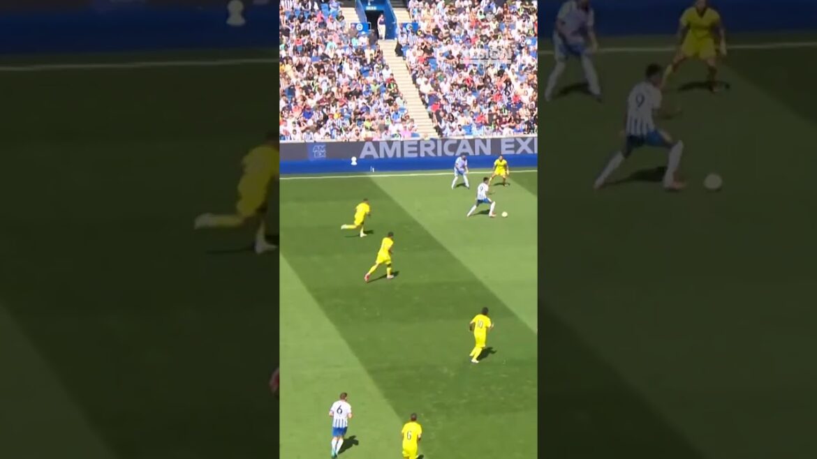 Mitoma Does It AGAIN 🥶 #brightonandhovealbion #mitoma