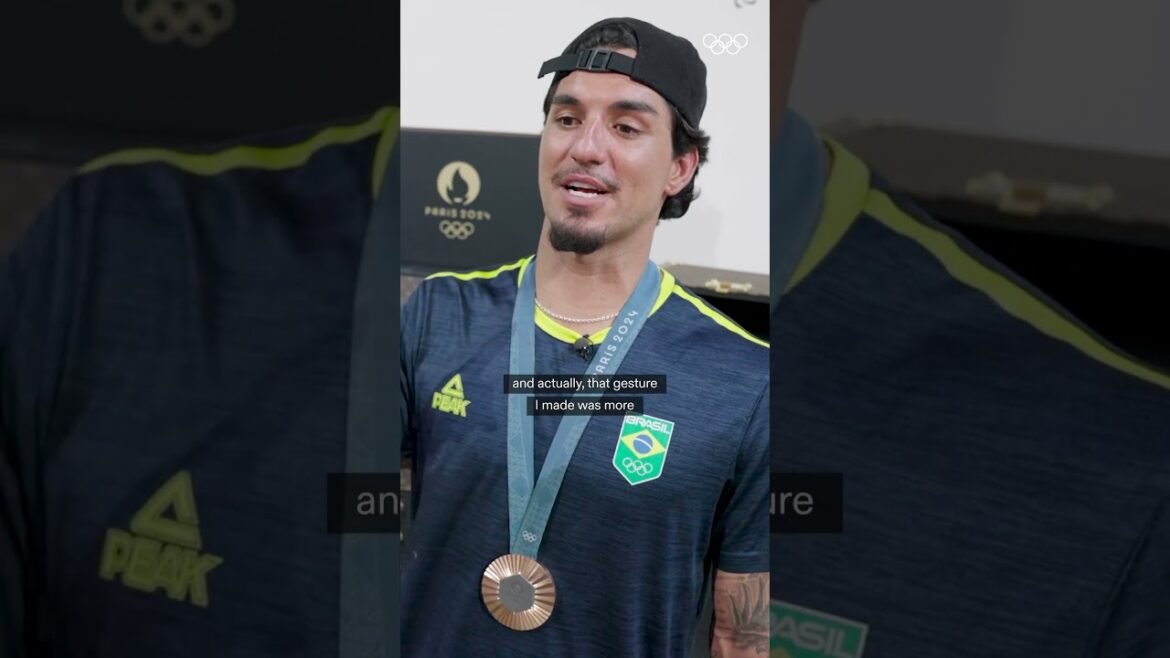 An unforgettable shot of Gabriel Medina, forever etched in Olympic history!😍🌊📸 #Olympics #Paris2024 An unforgettable shot of Gabriel Medina, forever etched in Olympic history!😍🌊📸 #Olympics #Paris2024
