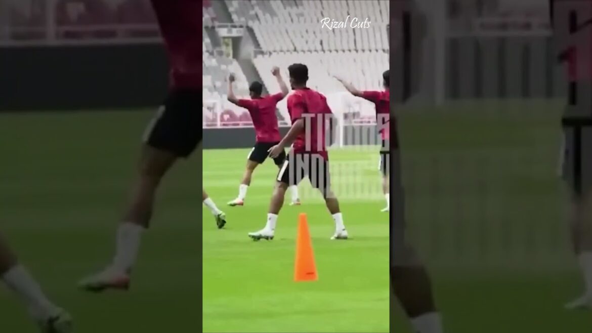 JAPANESE NATIONAL TEAM'S CRACKER MENTALITY TURNS OUT NOT TAKING INDONESIAN NATIONAL TEAM UNDERESTIMATED #football