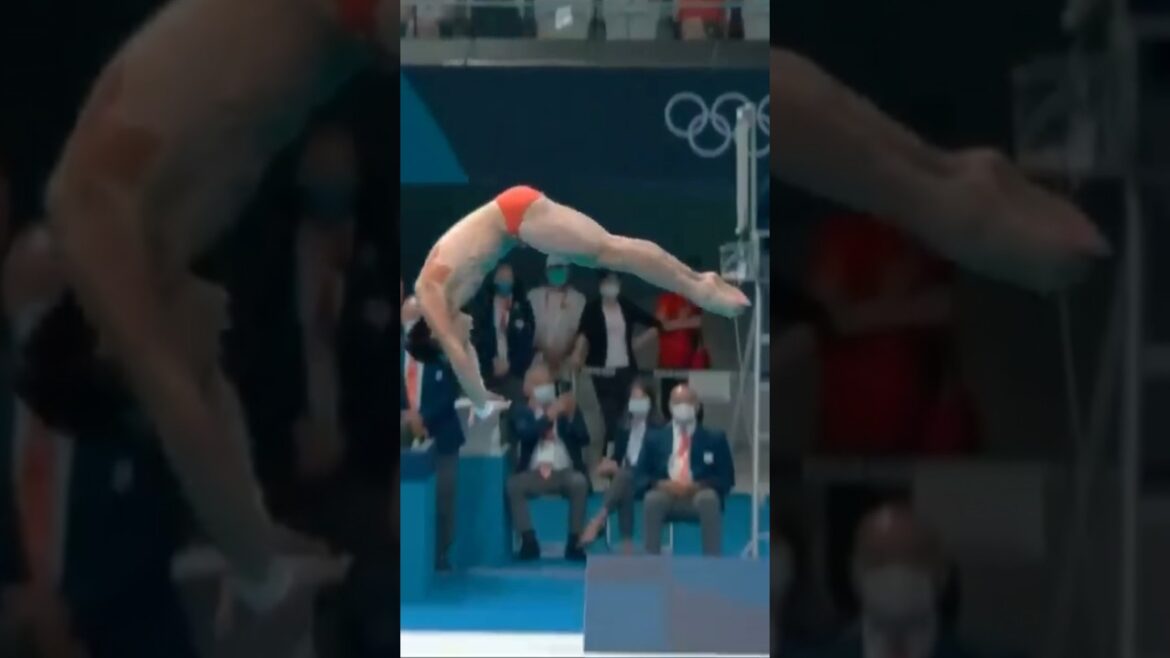 Winning Under Pressure🔥 Chinese  Diving Champion  曹緣 Cao Yuan’s Gold Medal Dive #caoyuan #olympics