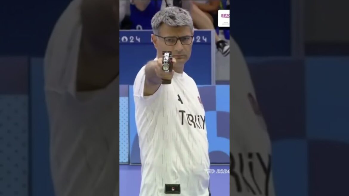 Turkish uncle who doesn’t charge anything #uncle who doesn’t charge anything #shorts #Turkey #Olympics #Paris Olympics #City Hunter #Get Wild Turkish uncle who doesn't charge anything #uncle who doesn't charge anything #shorts #Turkey #Olympics #Paris Olympics #City Hunter #Get Wild