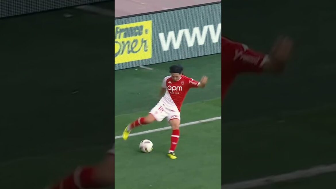 Takumi Minamino 🇯🇵✨ Takumi Minamino 🇯🇵✨