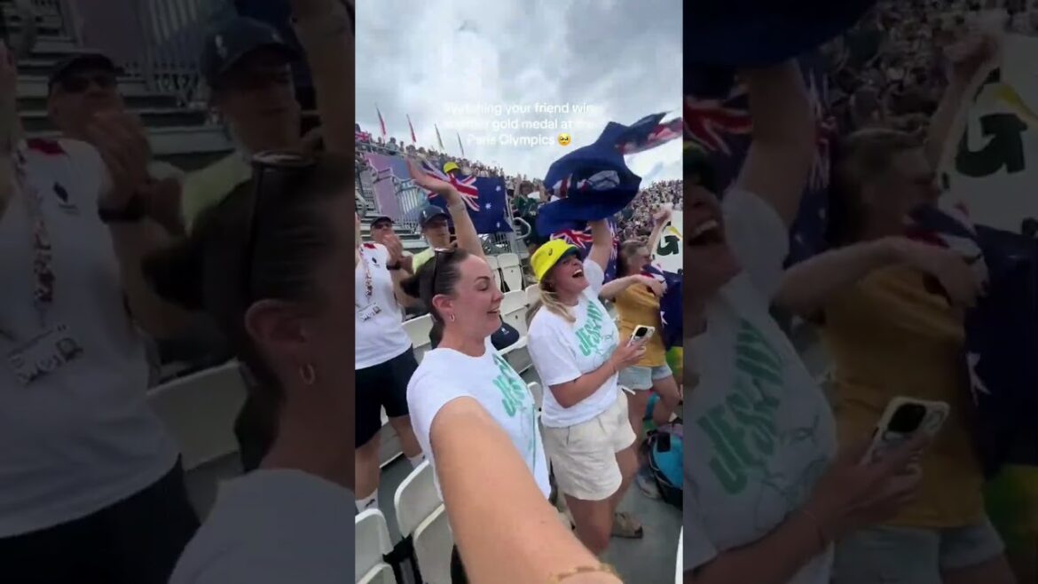 An unforgettable moment of friendship and triumph ♥️📹: @sammycolvin #Olympics #Paris2024 #Sports