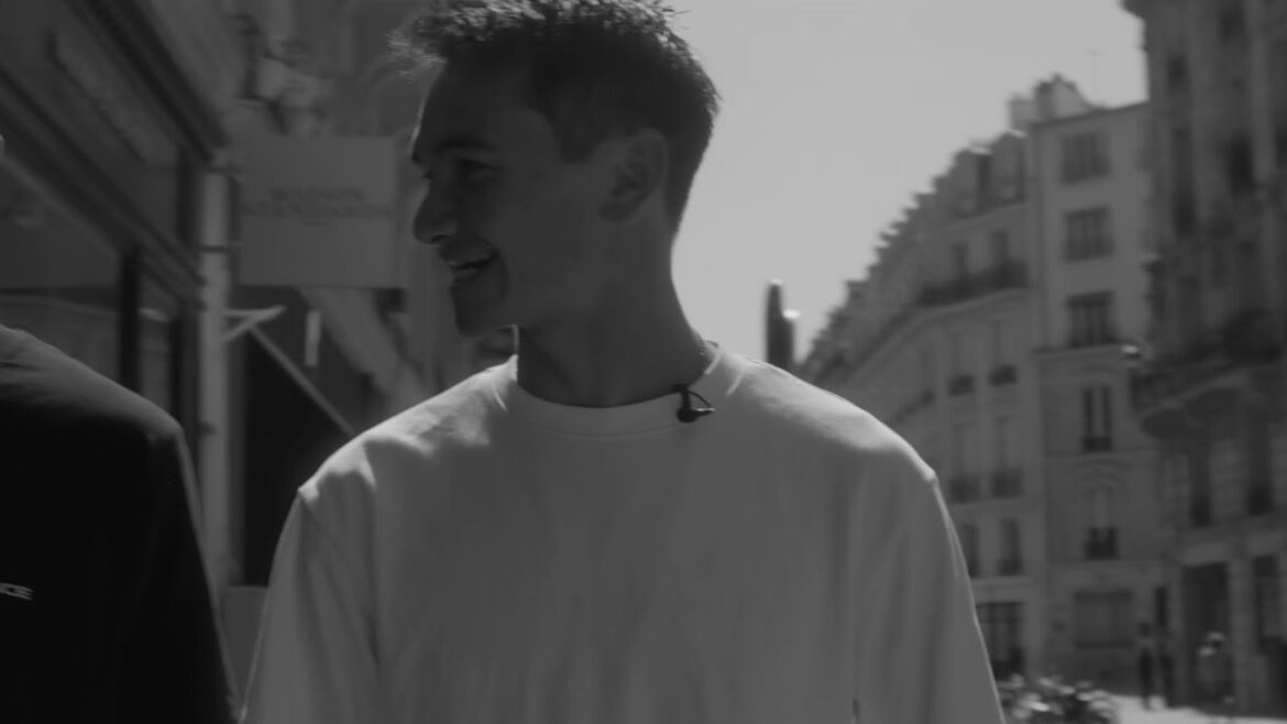 Alex Yee — After the gold rush. Paris, August 2024