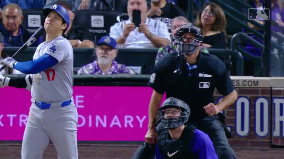 Shohei Ohtani CONTINUES historic season with his 54th home run of the season 😳 | ESPN MLB