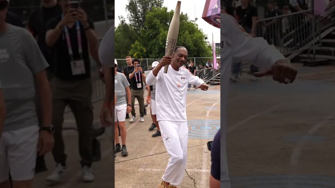 🎶🎵 Snoop Dogg adds rhythm to the #olympics