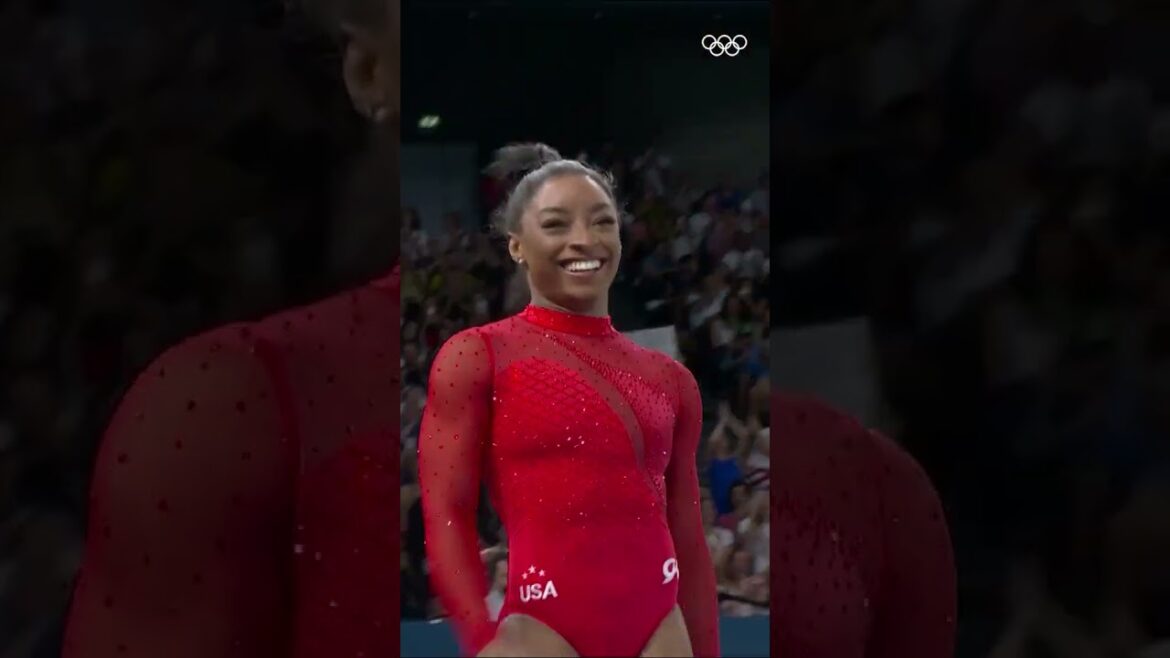 Simone Biles soared to her seventh Olympic gold at #Paris2024, taking first place in women's vault!🥇