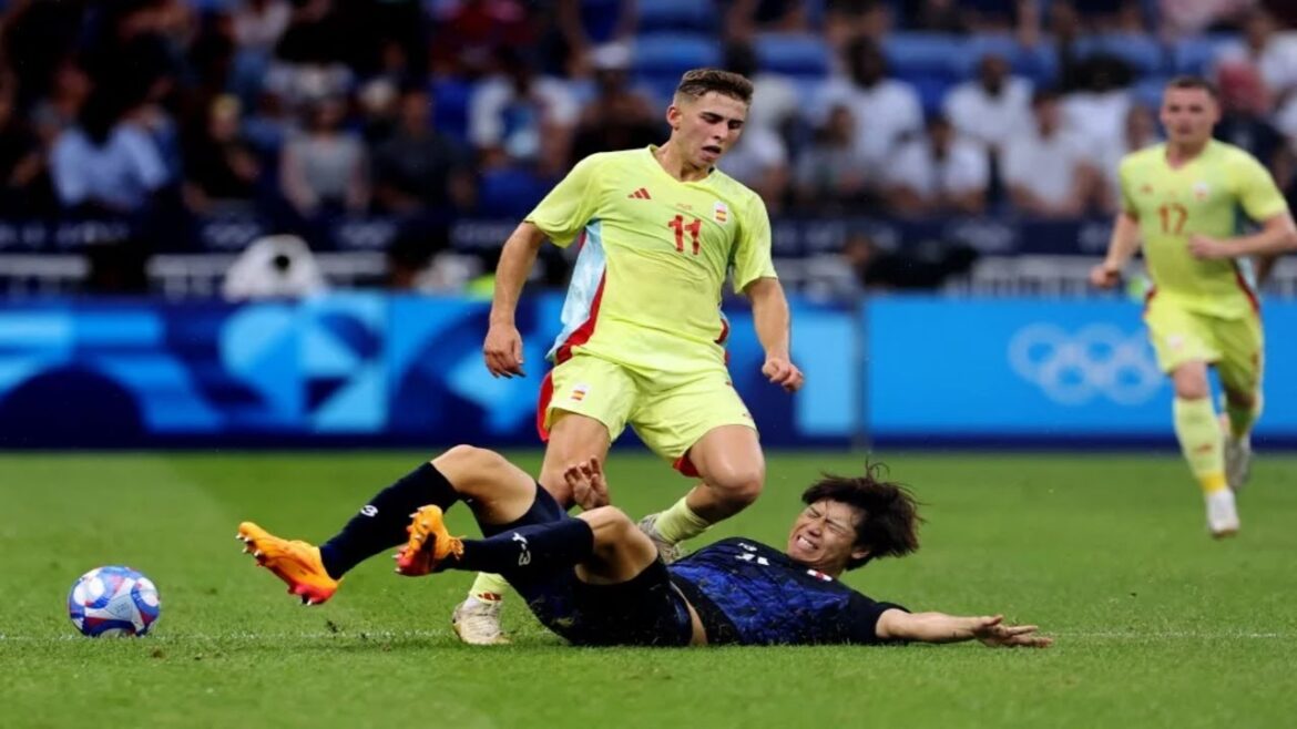 Kota Takai Kodai Takai, - Japan & Kawasaki Frontale Center Back | 2024/25