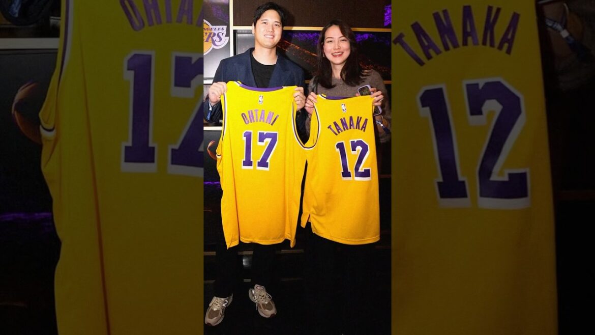 Shohei Ohtani & Mamiko Tanaka Show Up At Lakers Game 🏀 #shoheiohtani #ohtani #la #dodgers #tanaka Shohei Ohtani & Mamiko Tanaka Show Up At Lakers Game 🏀 #shoheiohtani #ohtani #la #dodgers #tanaka