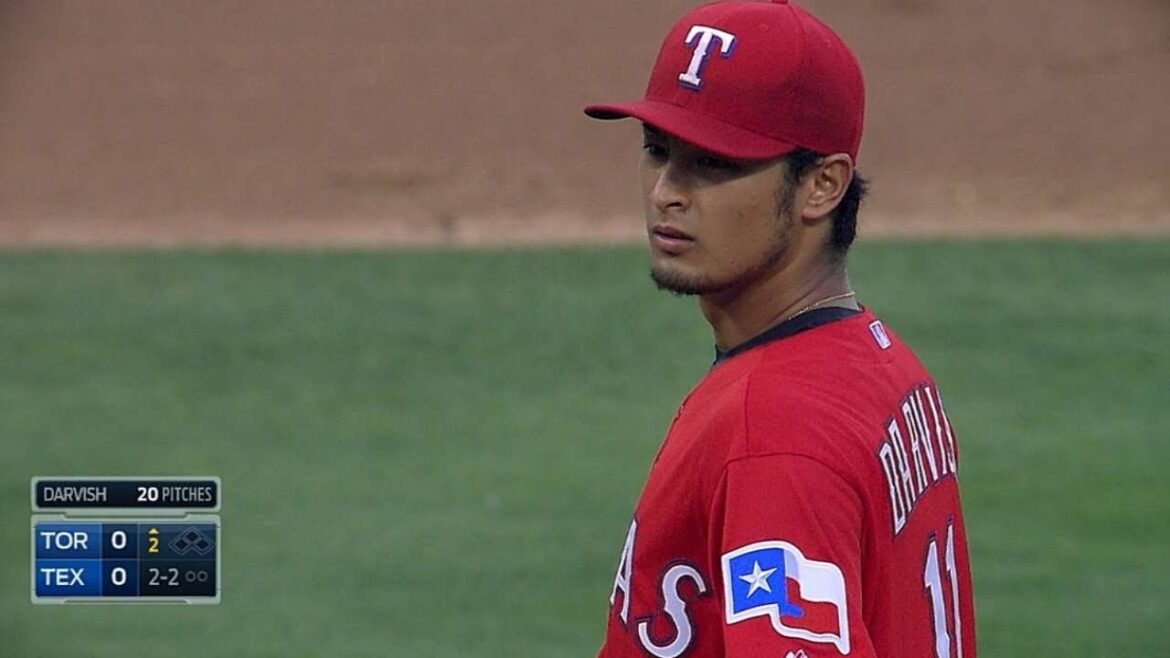 TOR@TEX: Darvish fans 11 over eight innings TOR@TEX: Darvish fans 11 over eight innings