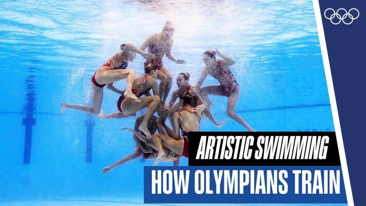 So how do artistic swimmers train? ✨💦 | How Olympians Train