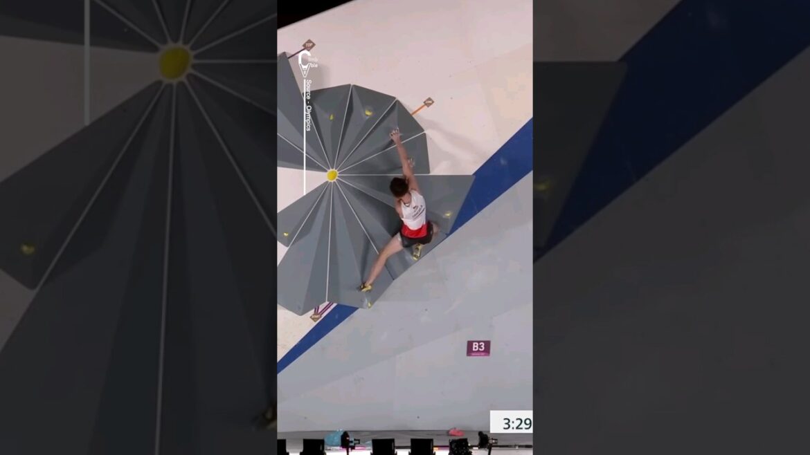 The IMPOSSIBLE BOULDER at Tokyo 🇯🇵😵