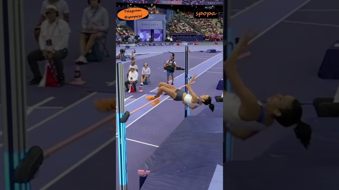 UZ: Safina SADULLAYEVA Fail 🇺🇿❤️❤️ #final #highjump #sportsshorts #olympics #spopaW