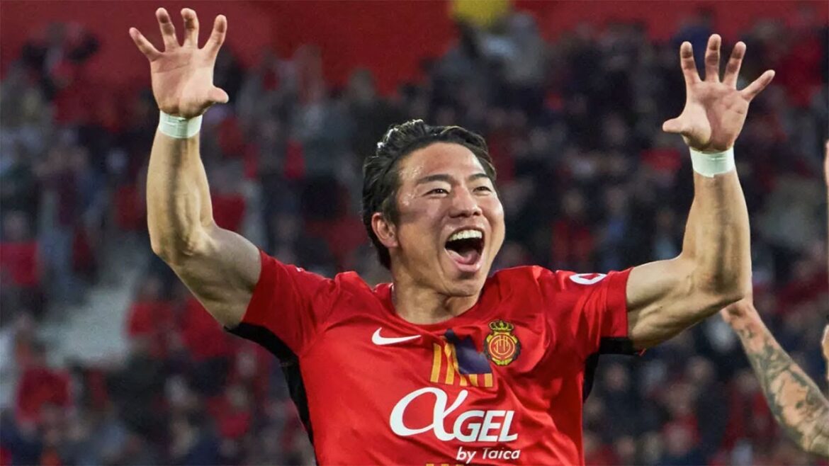 Asano Takuma's long-awaited first goal since his transfer! He was selected as the impressive Gorasso and MVP for his powerful volleys![March 3]