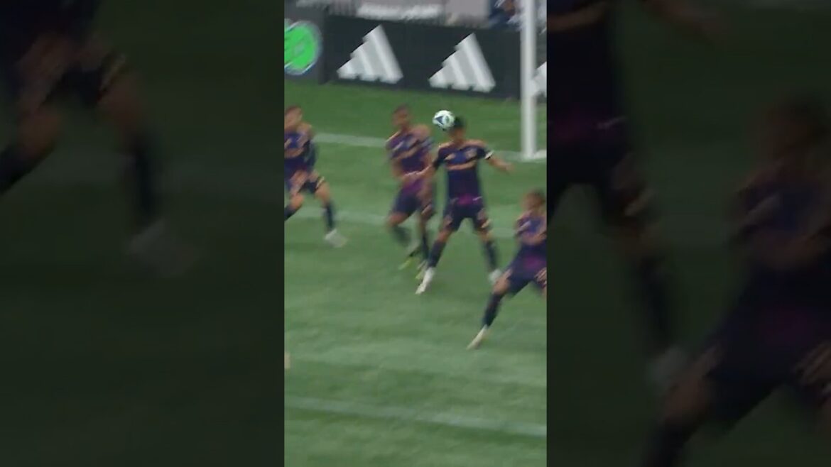 Maya Yoshida BIG STOP with a Header #LAGalaxy #MLS #Soccer