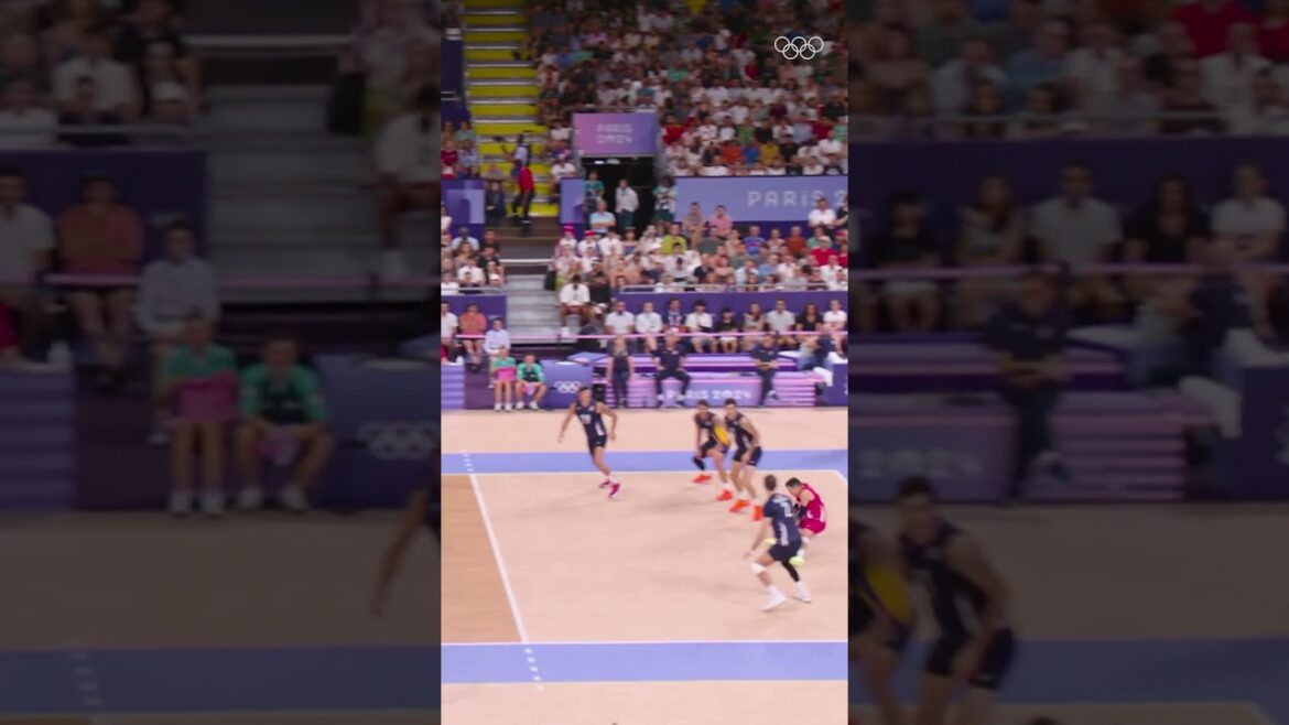 You have never seen anything like this... 🏐 #Olympics #Sports #Volleyball