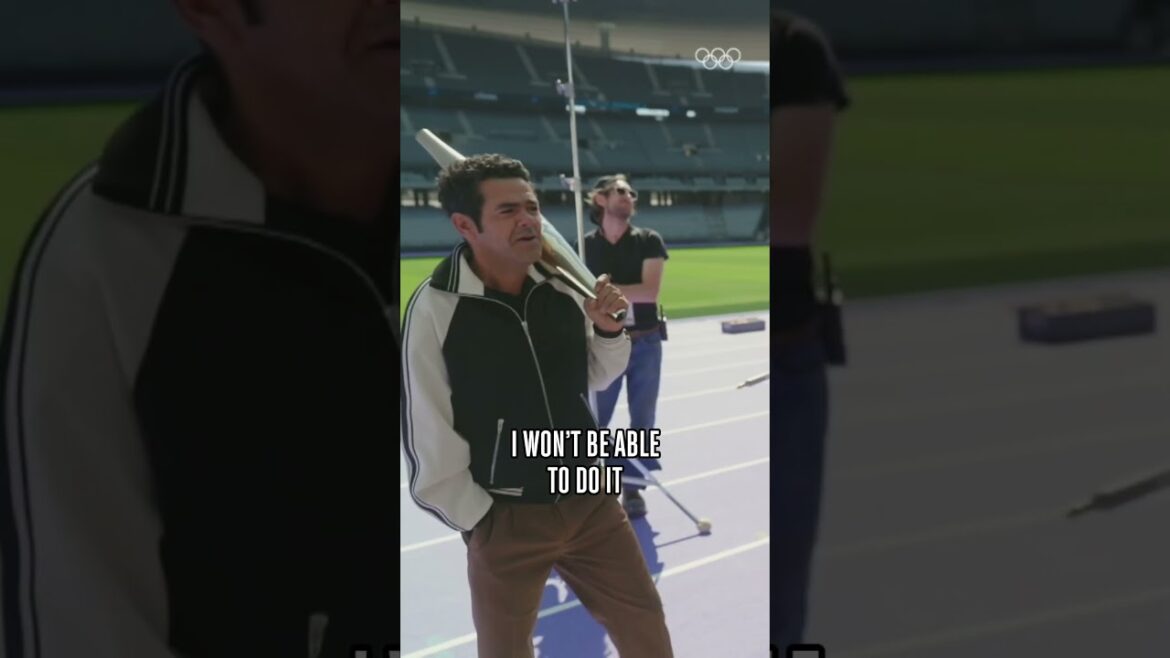 Behind the scenes of the #Paris2024 Olympic Games Opening Ceremony 🎬😂