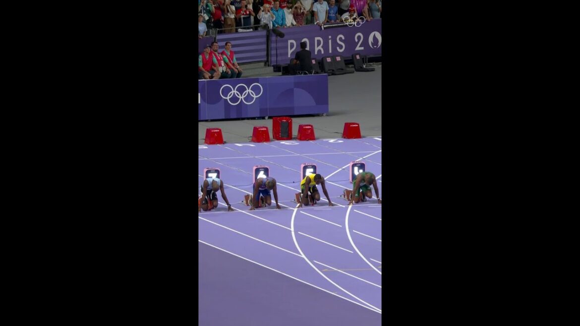 What. A. Race. 🤯 Noah Lyles is the new 100m Olympic Champion!