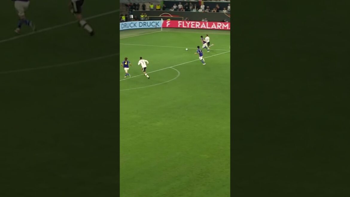 Tomiyasu turns into Prime Maldini against Leroy Sane #germany #japan