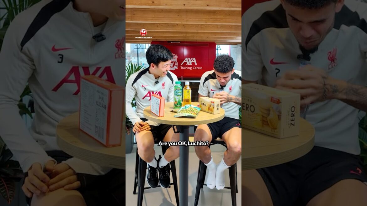 Endo gets Lucho to try Japanese snacks 🇯🇵 🥵