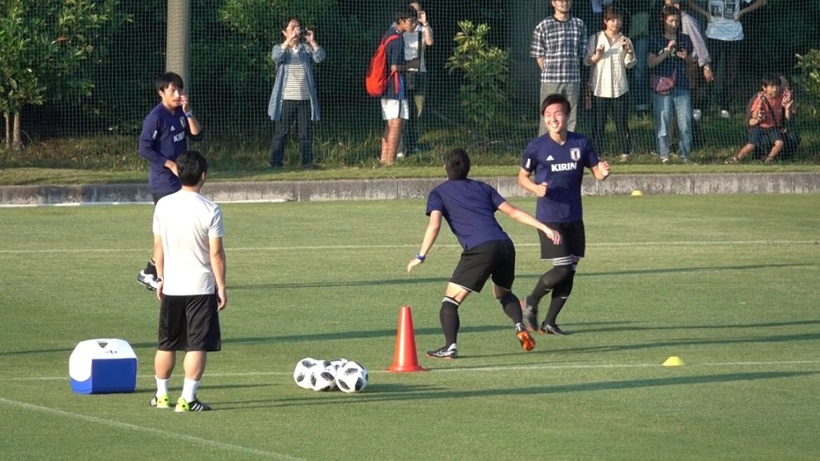 [#Nishino J]Amazing! Exchange of heading passes from the joining group! #Shibasakigaku #Ueda Direct Route #daihyo #Japan Representative